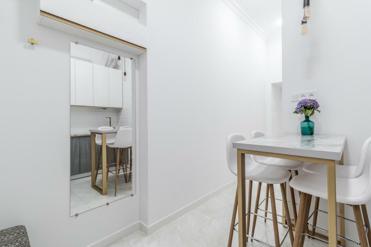 Modern Apartment Liov Exterior foto