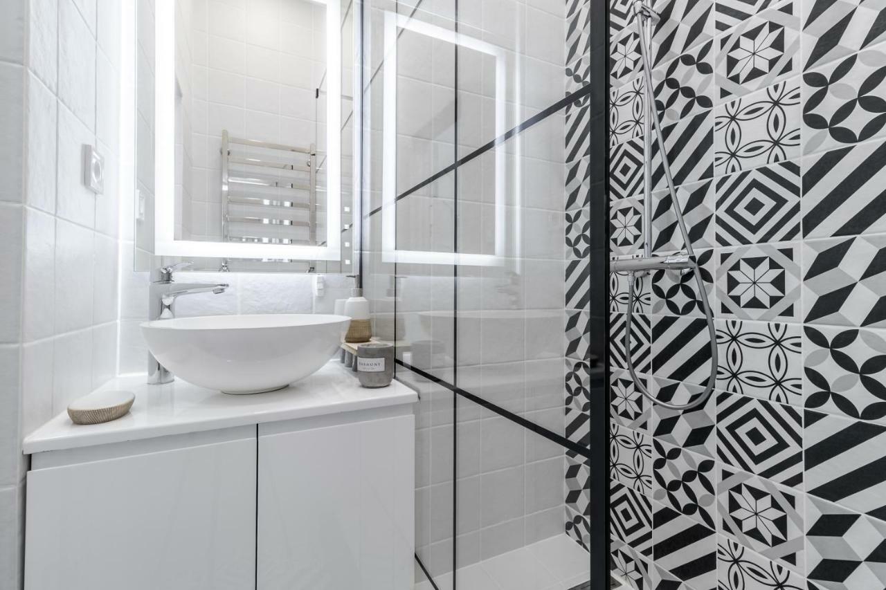 Modern Apartment Liov Exterior foto